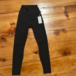 Z supply NWT Finesse Rib 7/8 legging